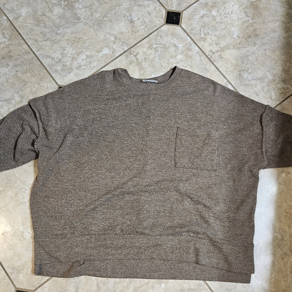 Zenana Outfitters Heathered Brown Scoopneck Sweater with Pocket